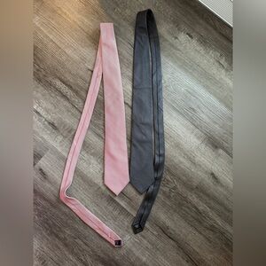 Nautica Red Striped Necktie Calvin Klein Gray Patterned Tie Set Business